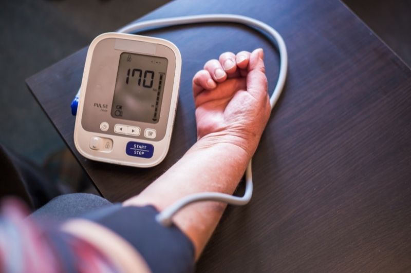 Koenzým Q10 vysoký krvný tlak - meranie krvného tlaku tlakomerom
